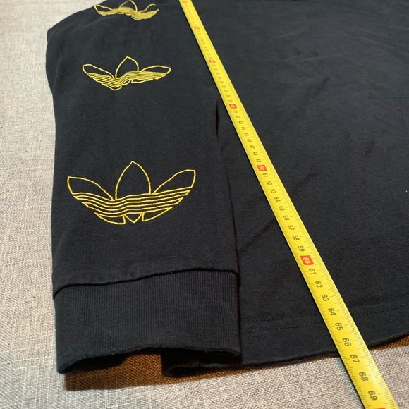 Adidas Black Long Sleeve Shirt with Yellow Trefoil - Picture 3 of 4